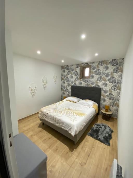 בזייה Le Petit Loft Des Halles מראה חיצוני תמונה